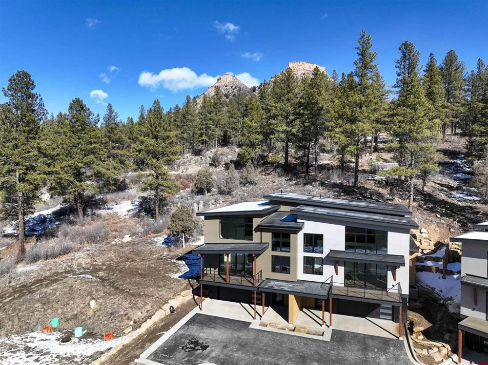 1124 Twin Buttes Avenue Durango, CO 81301
