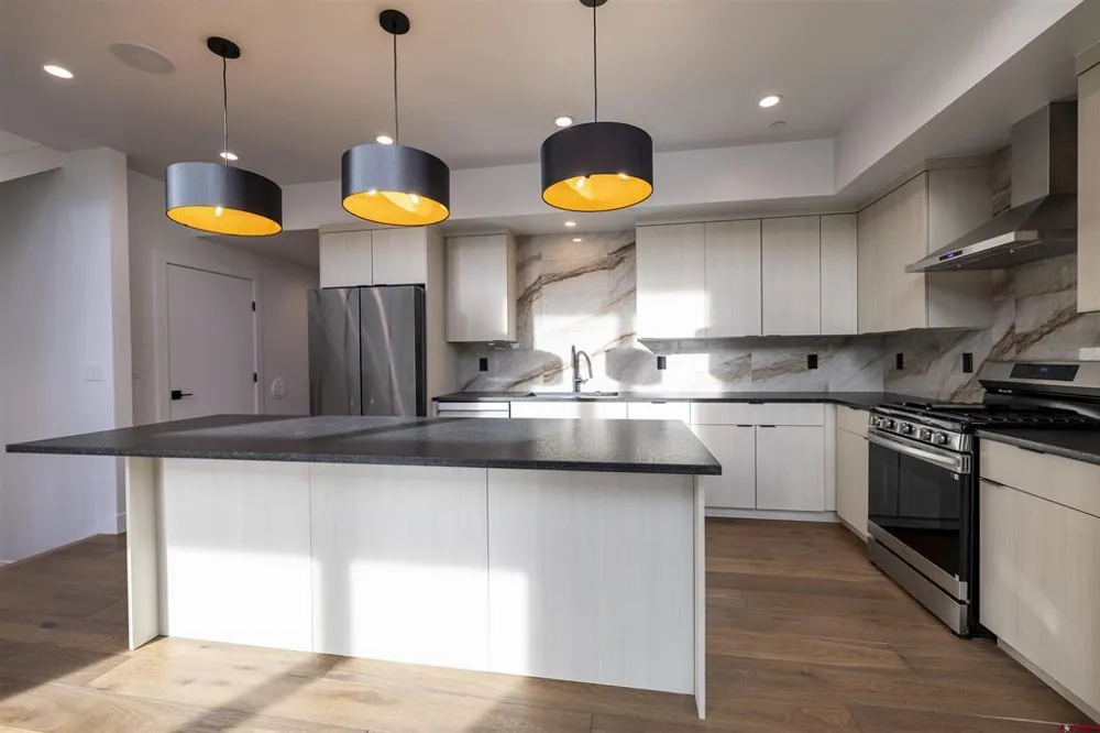 1124 Twin Buttes Avenue Durango, CO 81301