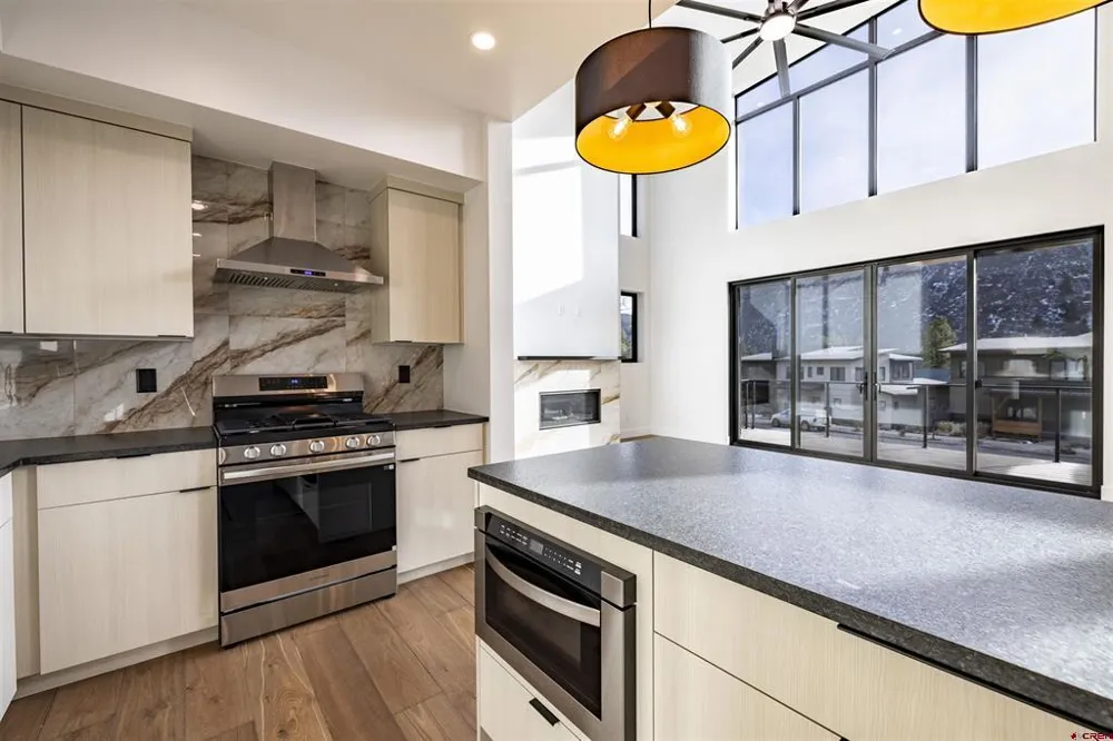 1124 Twin Buttes Avenue Durango, CO 81301
