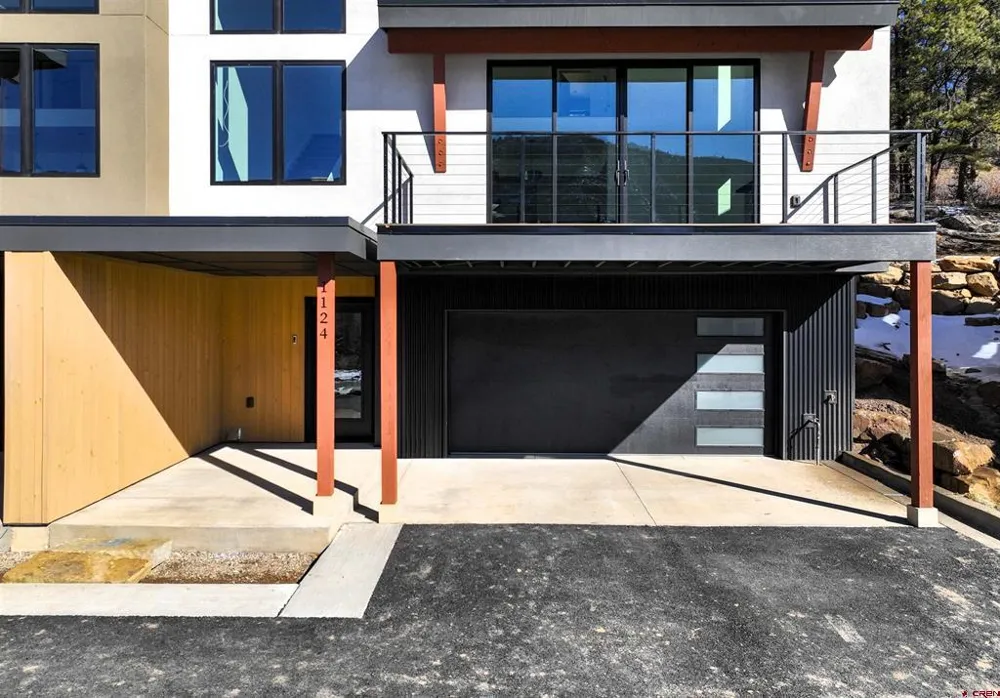 1124 Twin Buttes Avenue Durango, CO 81301