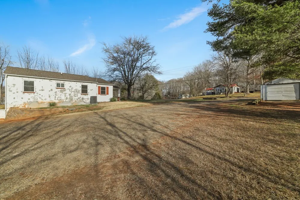 Belleview Road Franklin, NC 28734