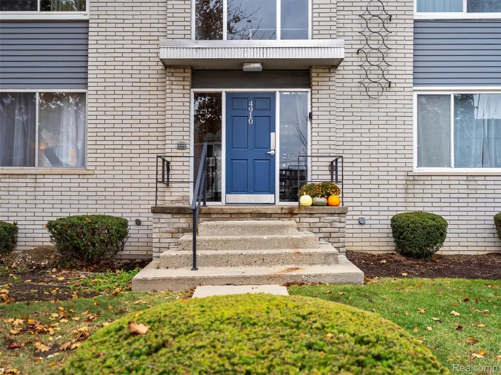 4910 Briarwood Avenue #A1