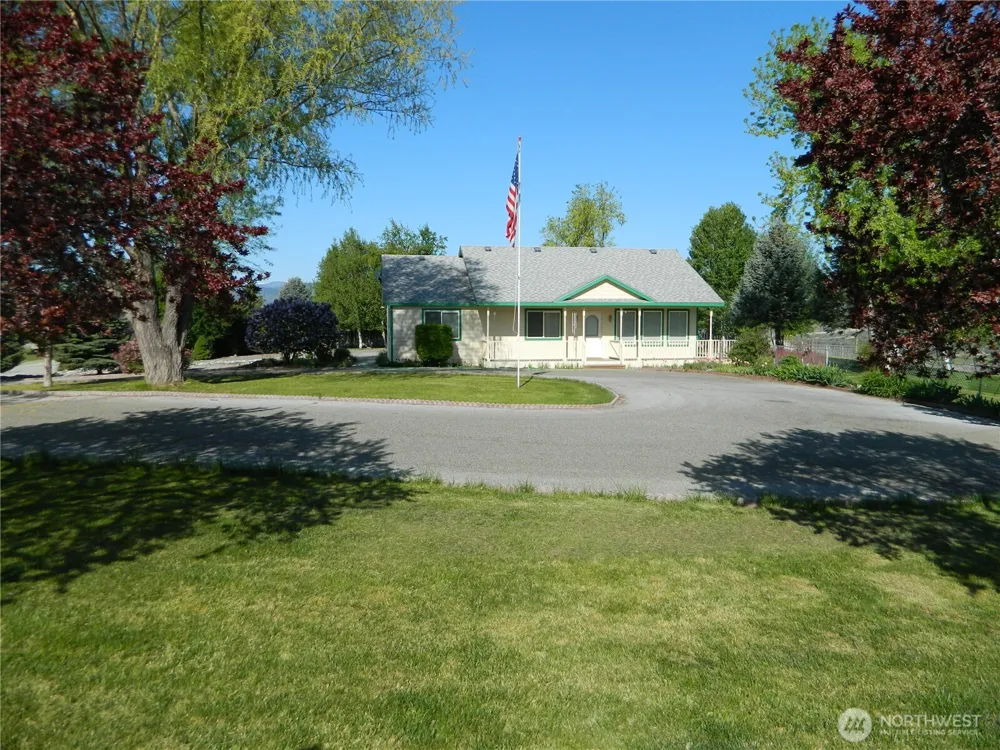 23 Valley View Drive Tonasket, WA 98855