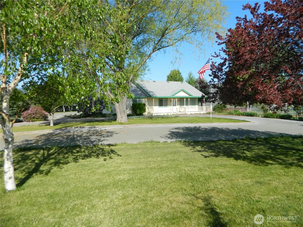 23 Valley View Drive Tonasket, WA 98855