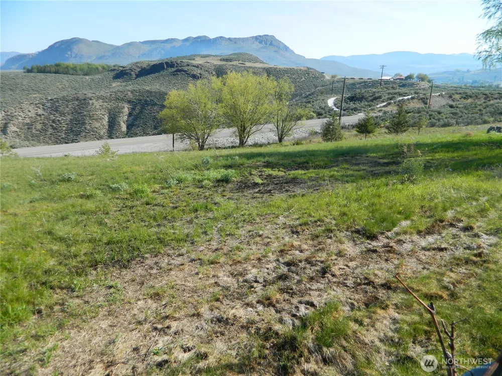 23 Valley View Drive Tonasket, WA 98855