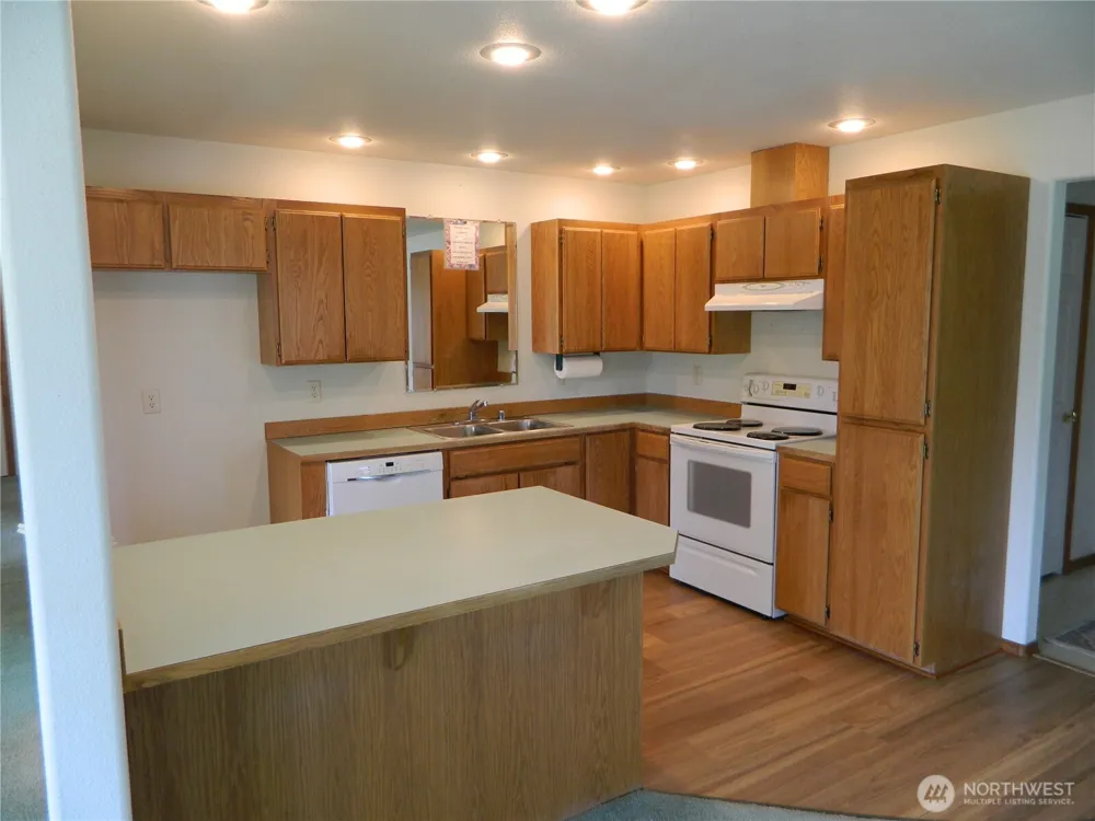 23 Valley View Drive Tonasket, WA 98855