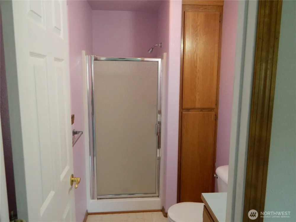 23 Valley View Drive Tonasket, WA 98855