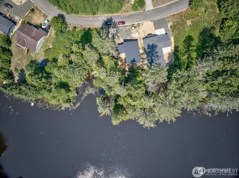 4 Sunrise Lane South Bend, WA 98586