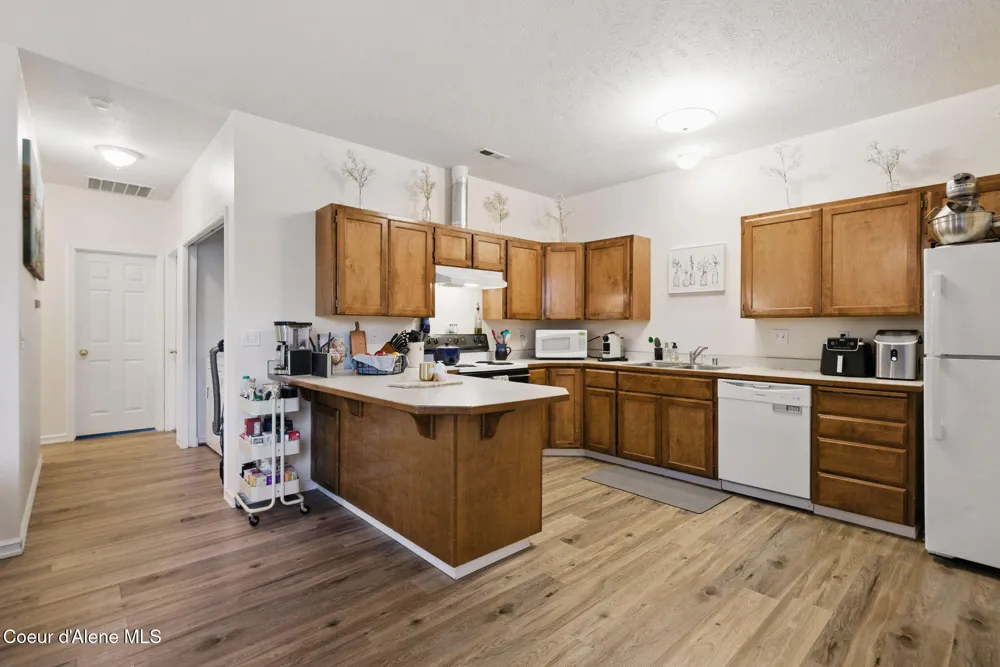25929 E Idaho Pines Lane Newman Lake, WA 99025