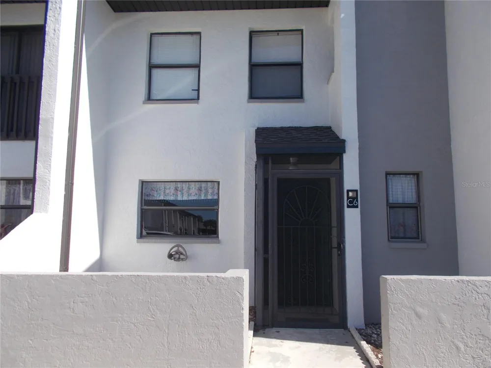 2000 FORREST NELSON BOULEVARD #C6