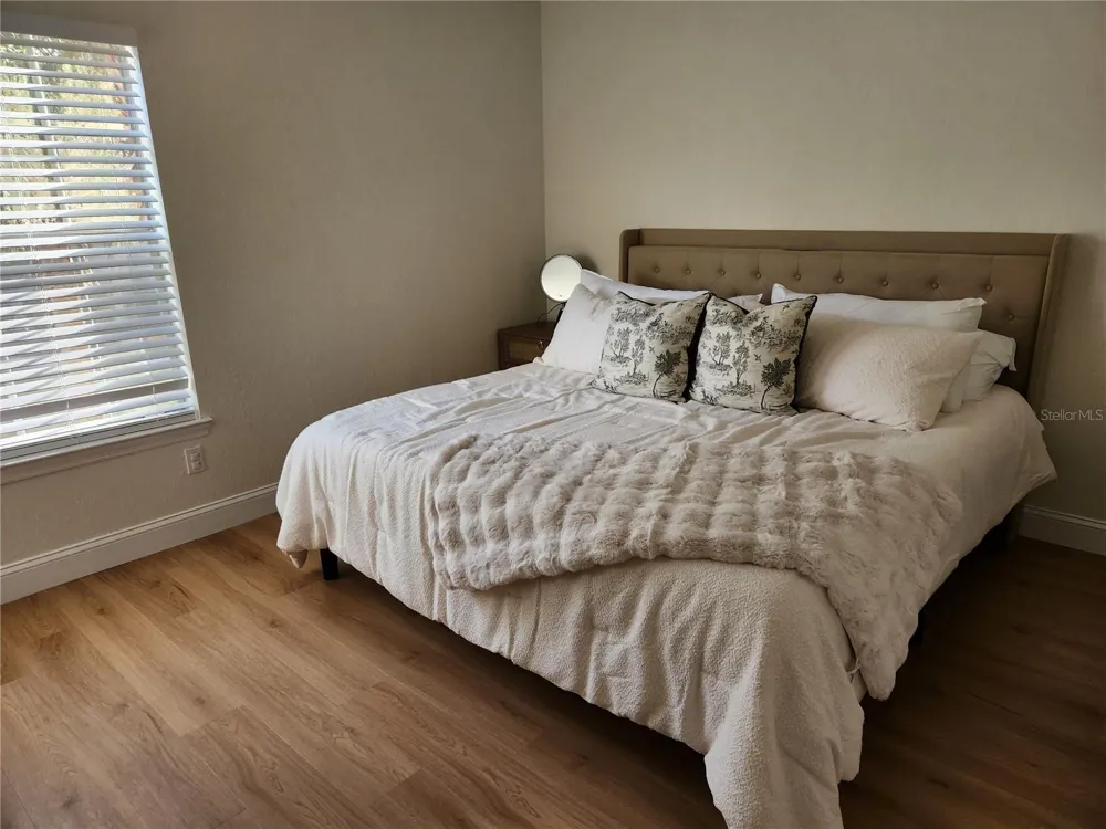 8926 MANOR LOOP CIRCLE #201 B Lakewood Ranch, FL 34202