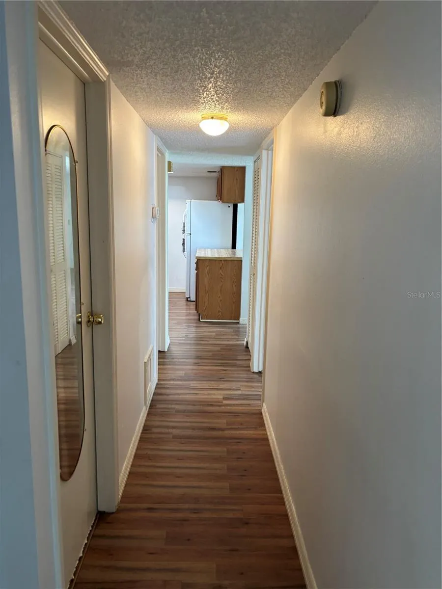 5026 WATER OAK DRIVE #104 Bradenton, FL 34207