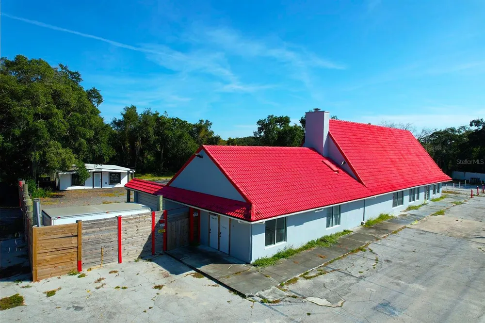 4795 US-1 HIGHWAY Mims, FL 32754