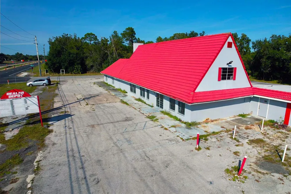 4795 US-1 HIGHWAY Mims, FL 32754