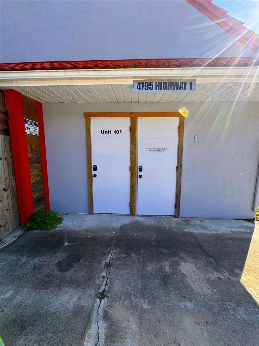 4795 US-1 HIGHWAY Mims, FL 32754