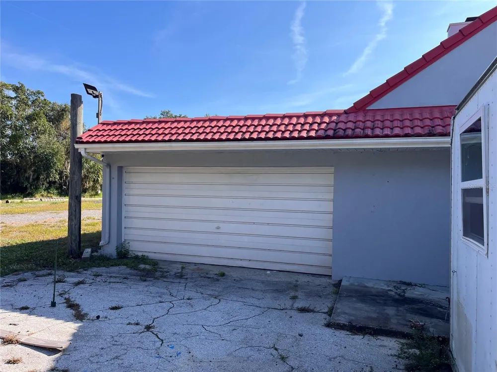 4795 US-1 HIGHWAY Mims, FL 32754