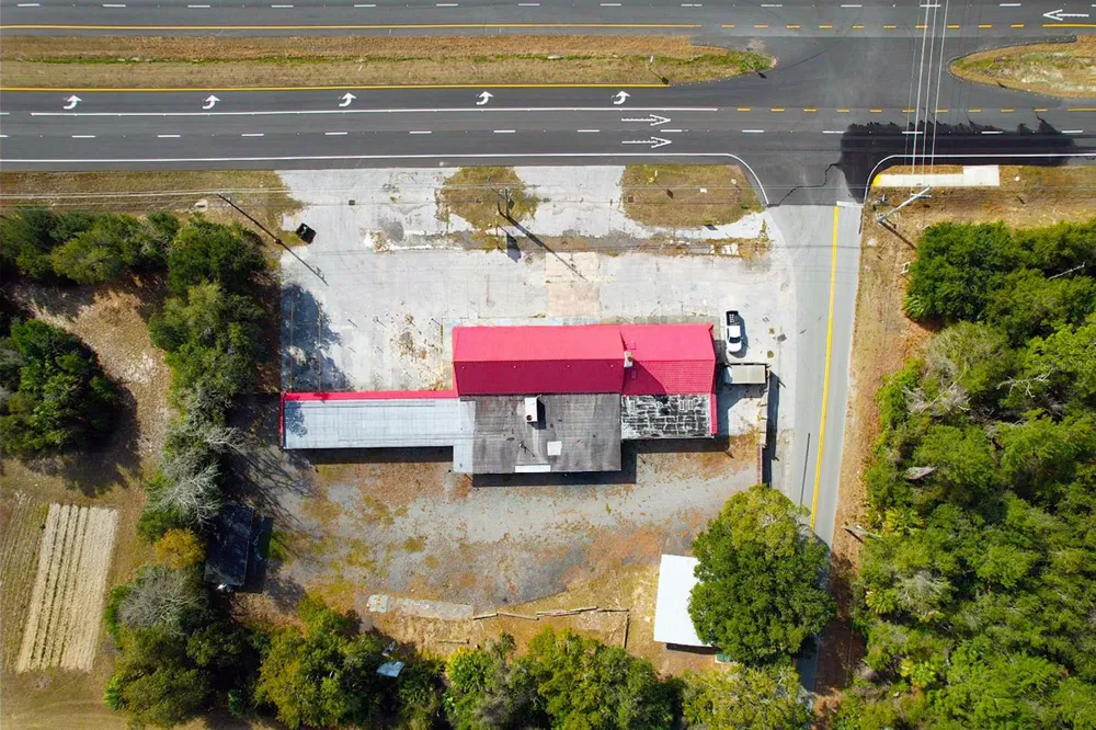 4795 US-1 HIGHWAY Mims, FL 32754