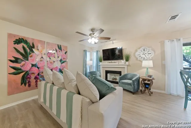 4847 Brandeis Unit 1102