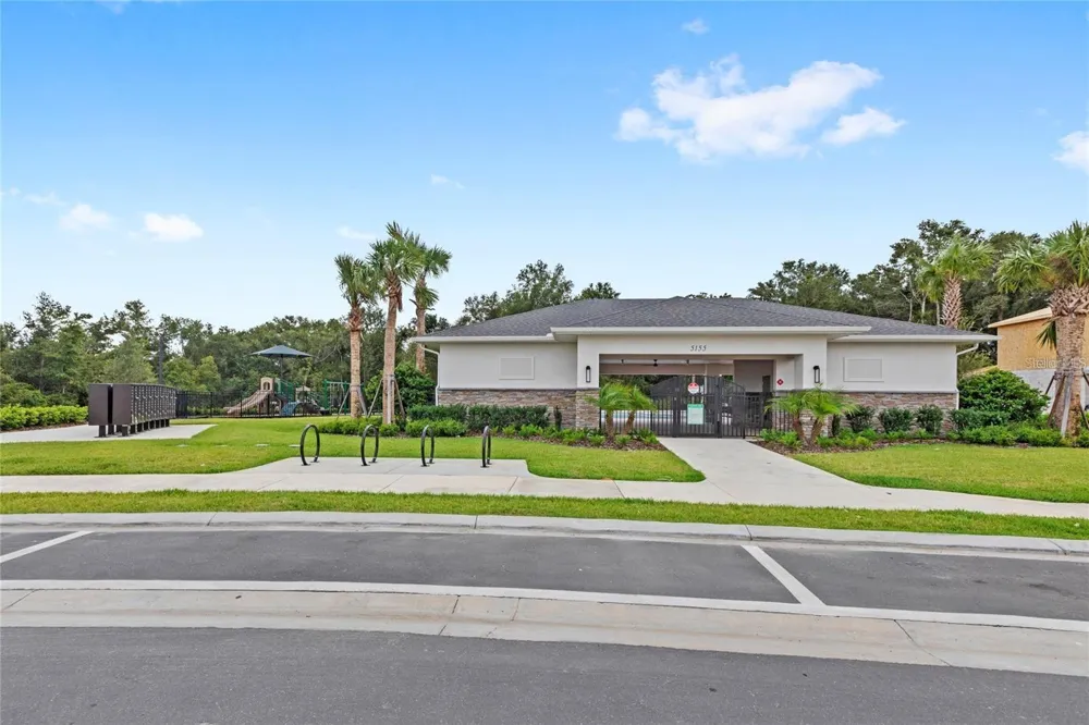 5937 STONEYBROOK HILLS PARKWAY Mount Dora, FL 32757