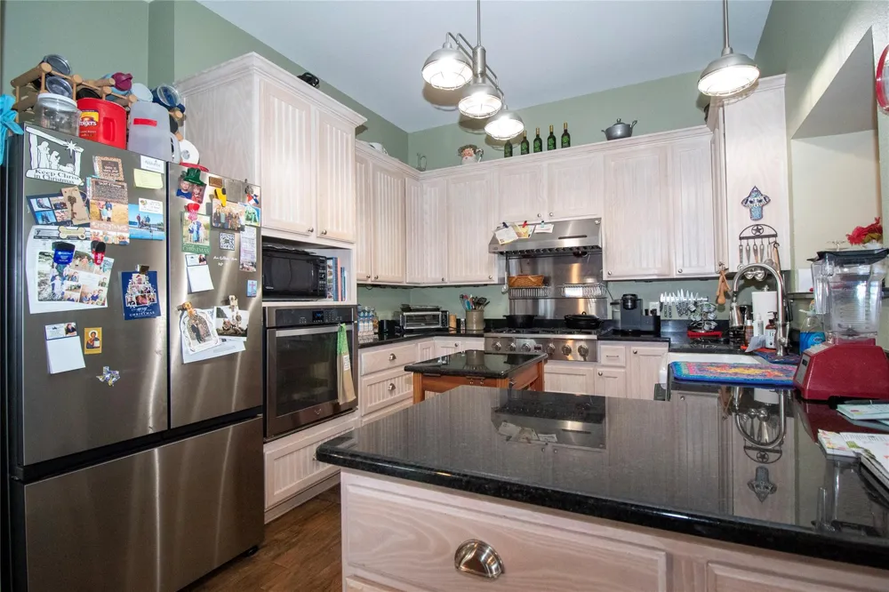 875 An County Road 2150 Palestine, TX 75801