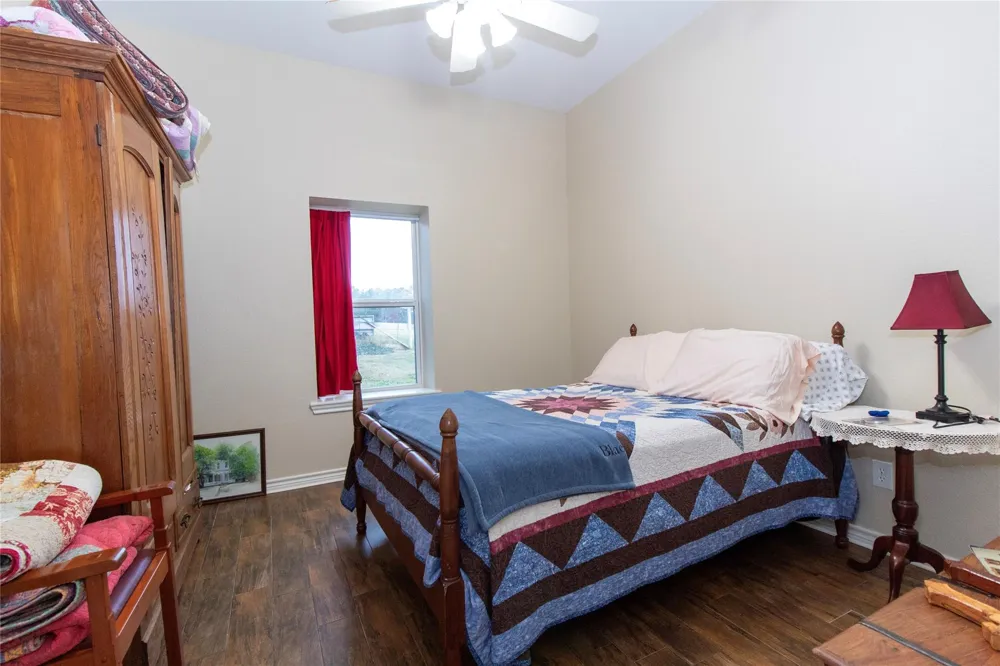 875 An County Road 2150 Palestine, TX 75801