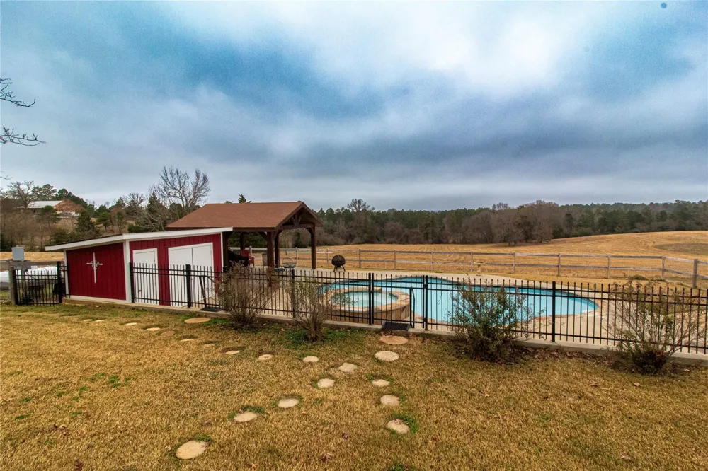 875 An County Road 2150 Palestine, TX 75801