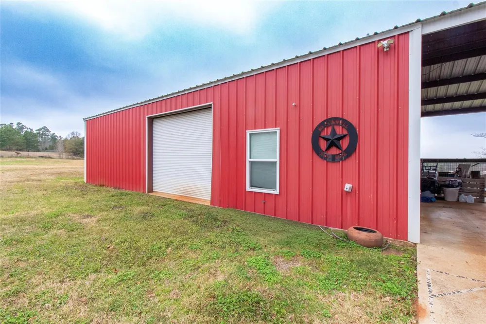 875 An County Road 2150 Palestine, TX 75801
