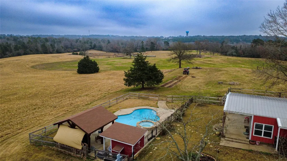 875 An County Road 2150 Palestine, TX 75801