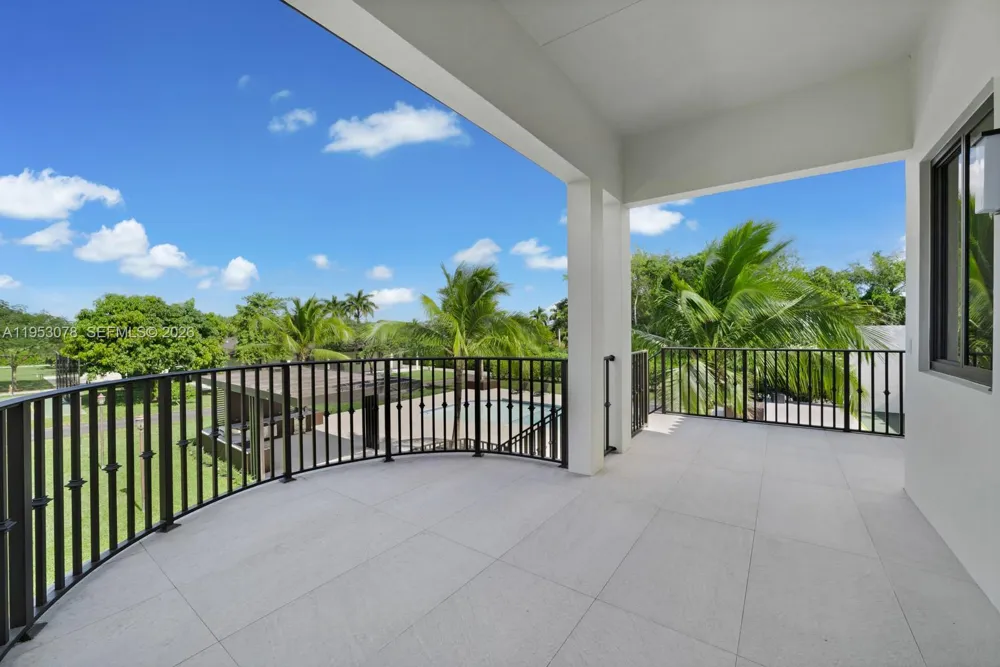 17805 SW 158th St Miami, FL 33187