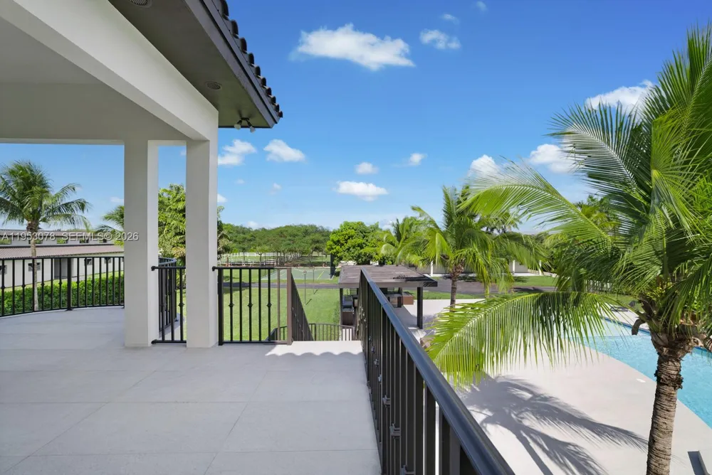 17805 SW 158th St Miami, FL 33187