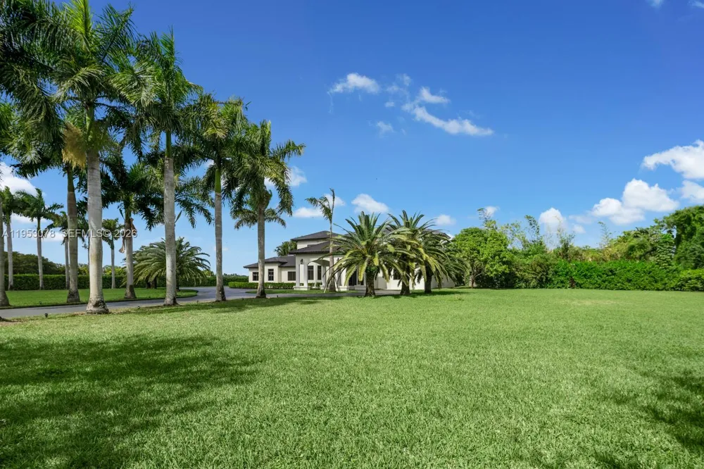 17805 SW 158th St Miami, FL 33187
