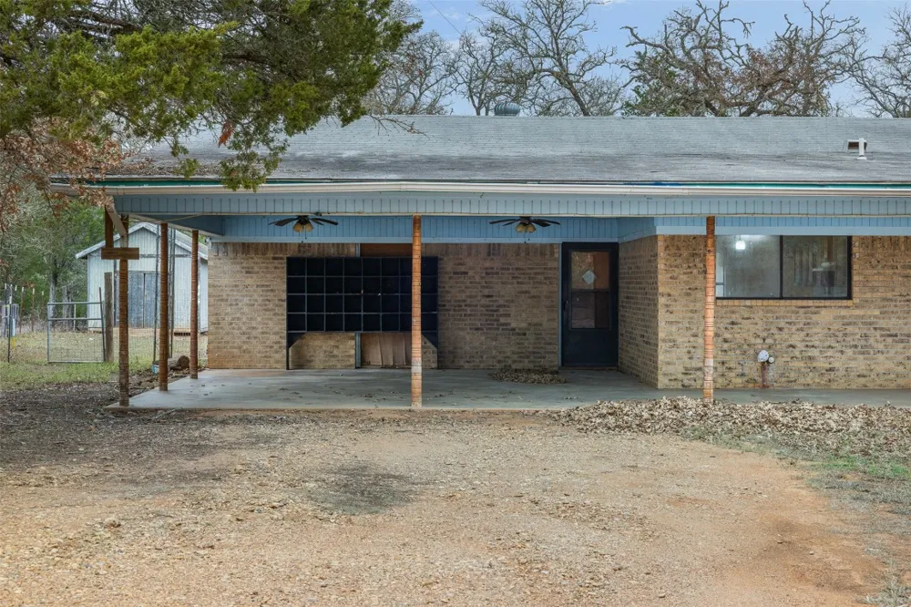 150 Turner Lane Paige, TX 78659