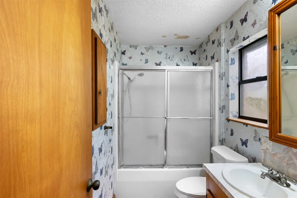 150 Turner Lane Paige, TX 78659