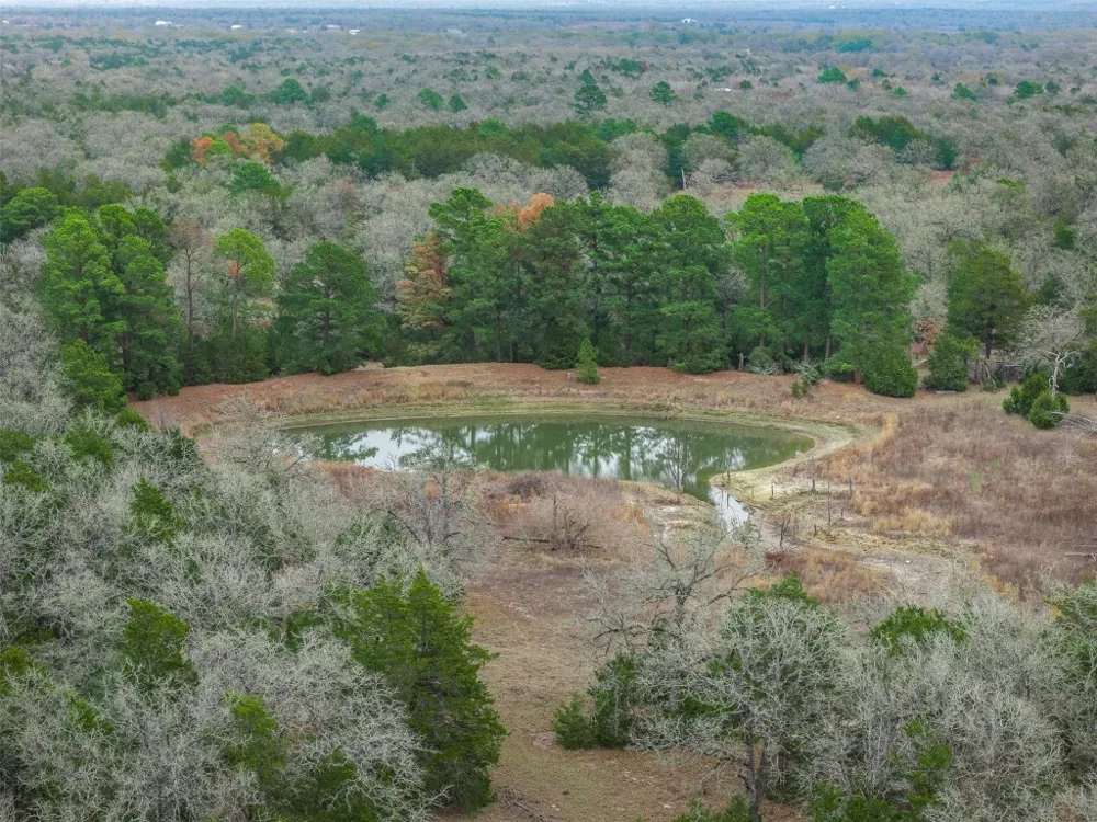 150 Turner Lane Paige, TX 78659