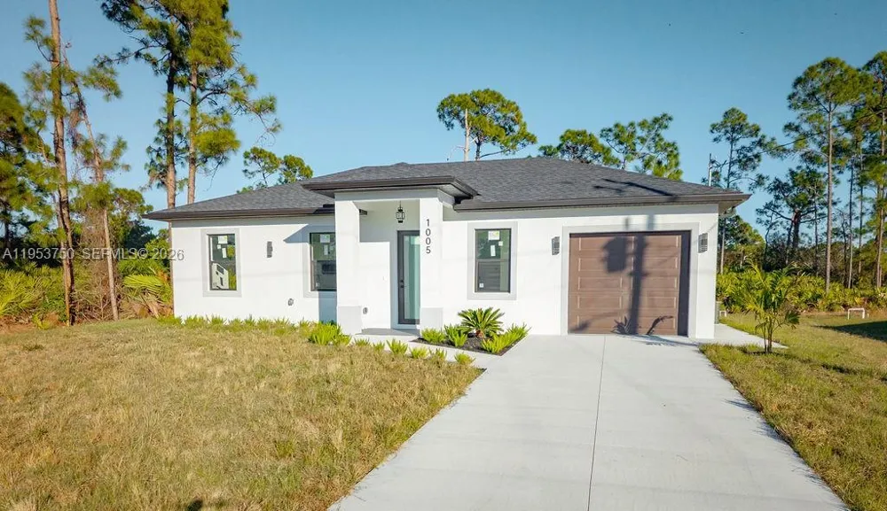 1005 Brenton Ave Lehigh Acres, FL 33974