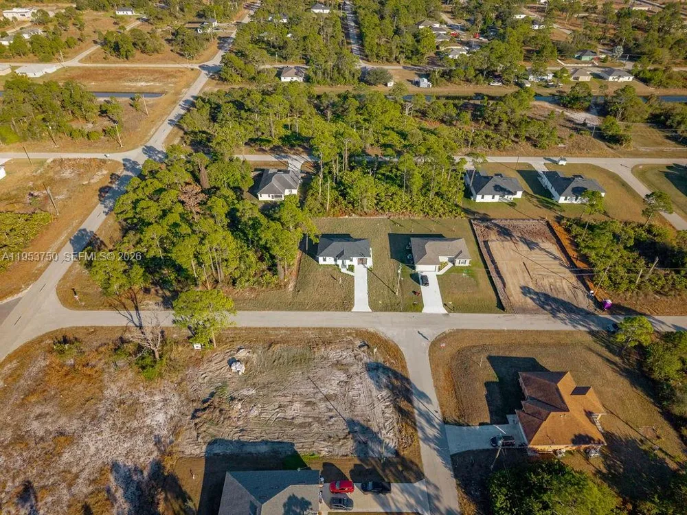 1005 Brenton Ave Lehigh Acres, FL 33974