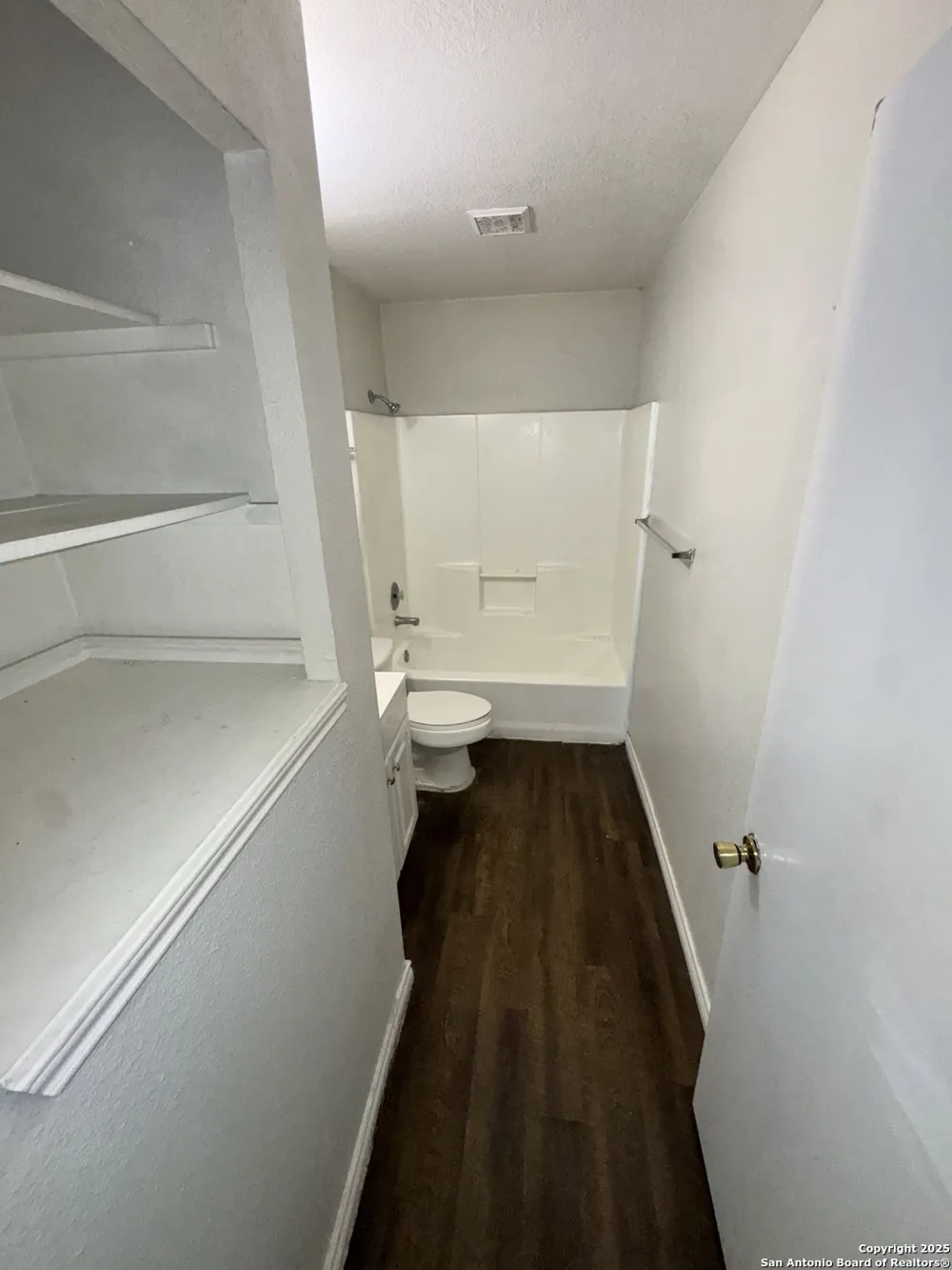 830 W Hutchins Place #3 San Antonio, TX 78221