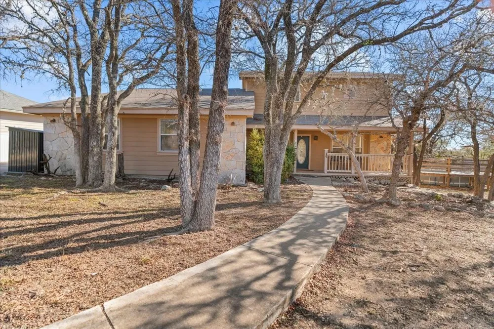 9 Ridgewood Circle Wimberley, TX 78676