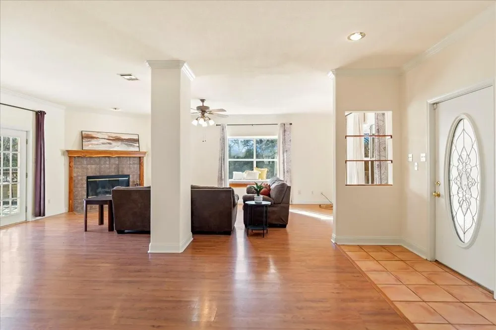 9 Ridgewood Circle Wimberley, TX 78676