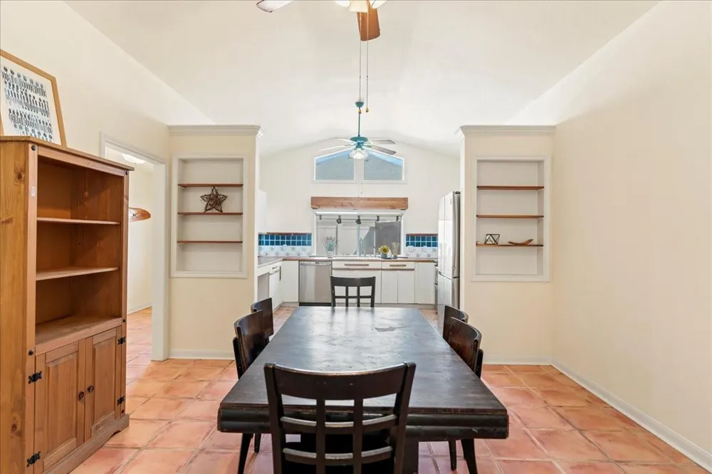 9 Ridgewood Circle Wimberley, TX 78676