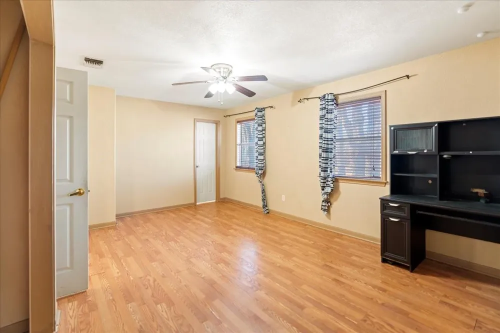 9 Ridgewood Circle Wimberley, TX 78676