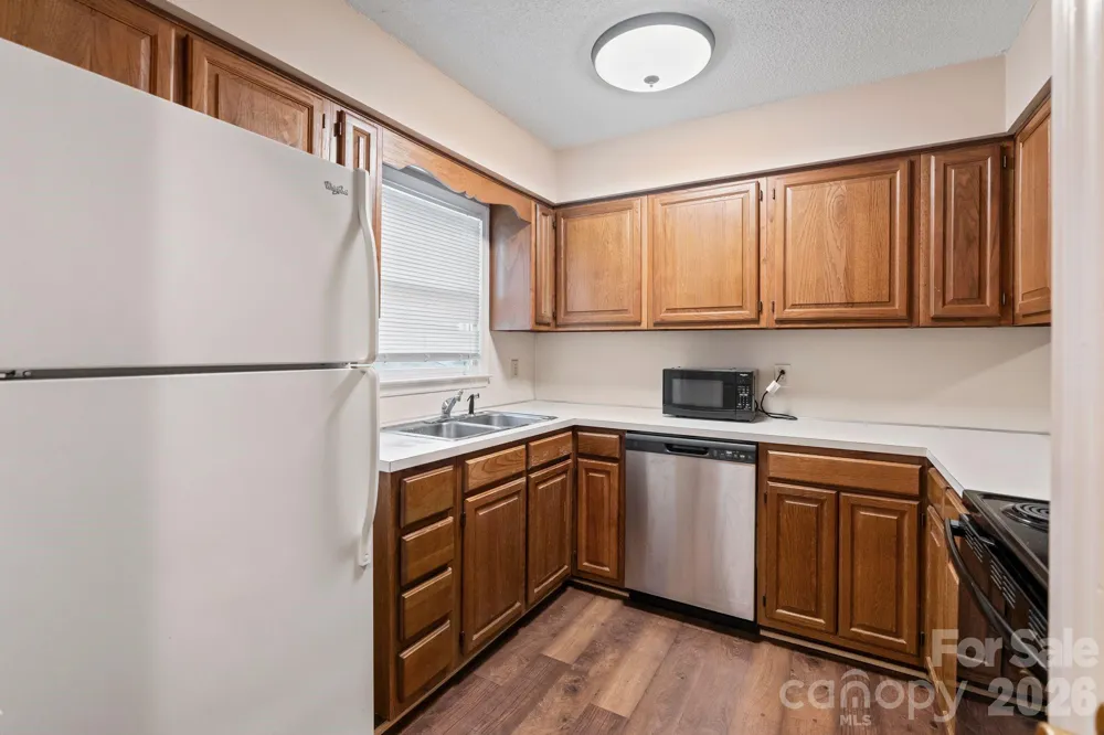 239 13th Avenue Place NW #16 Hickory, NC 28601