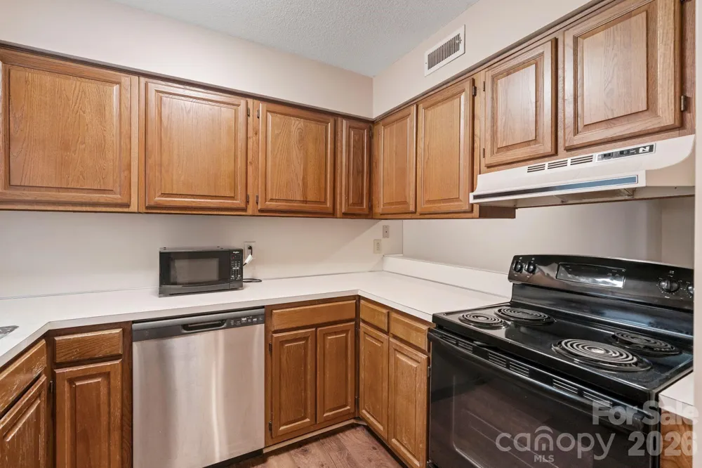 239 13th Avenue Place NW #16 Hickory, NC 28601