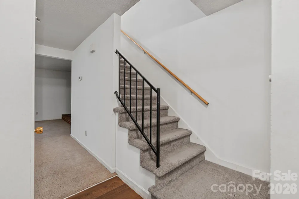 239 13th Avenue Place NW #16 Hickory, NC 28601