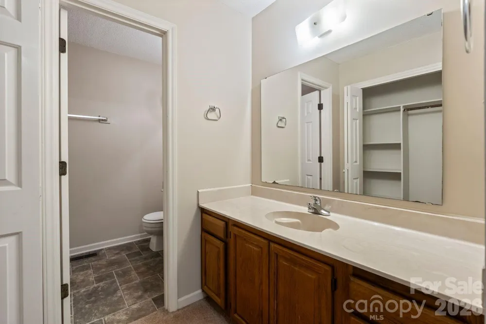 239 13th Avenue Place NW #16 Hickory, NC 28601