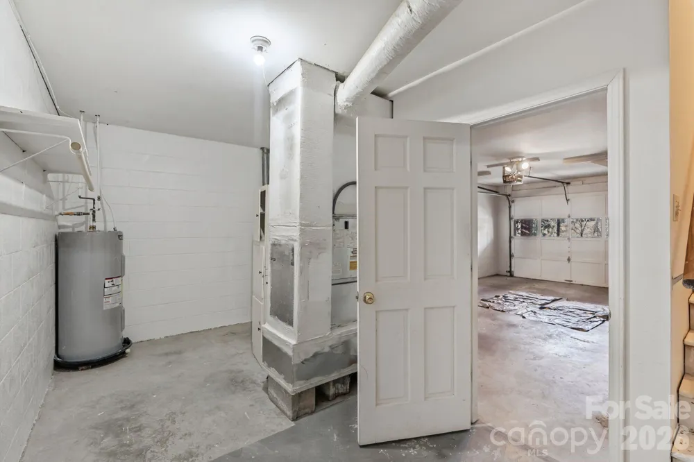 239 13th Avenue Place NW #16 Hickory, NC 28601