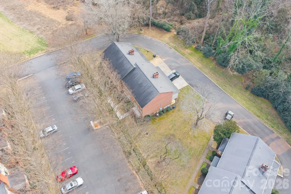 239 13th Avenue Place NW #16 Hickory, NC 28601