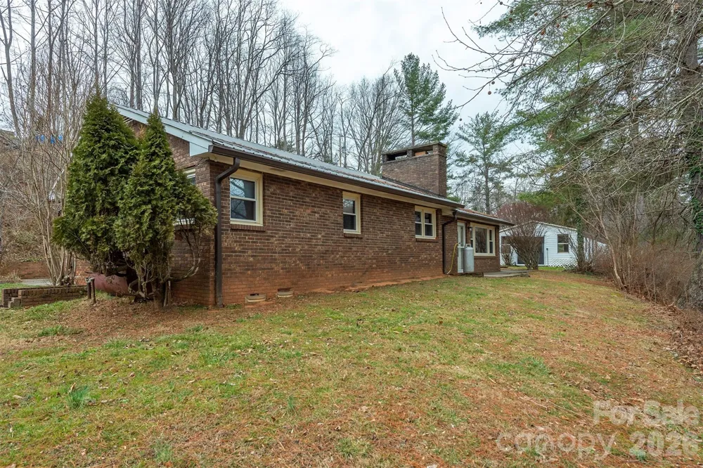 175 & 179 River Lane Canton, NC 28716