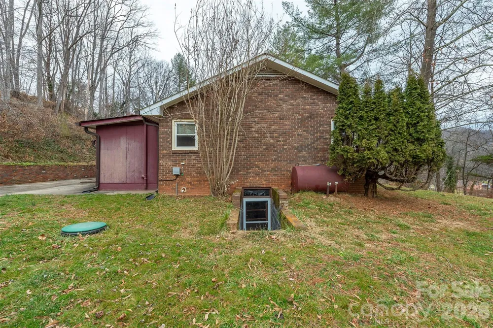 175 & 179 River Lane Canton, NC 28716