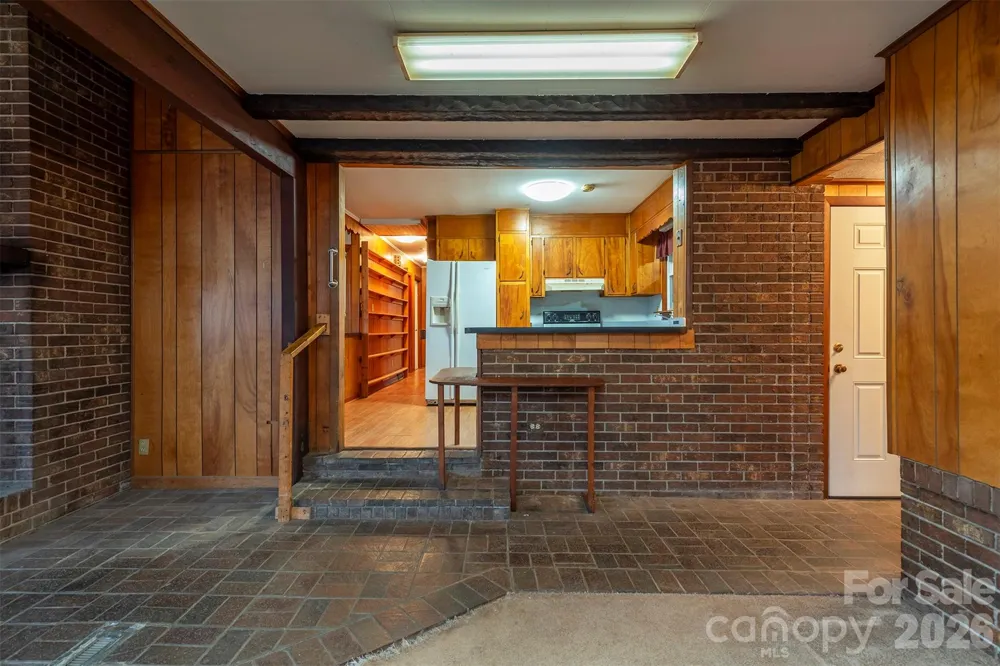 175 & 179 River Lane Canton, NC 28716